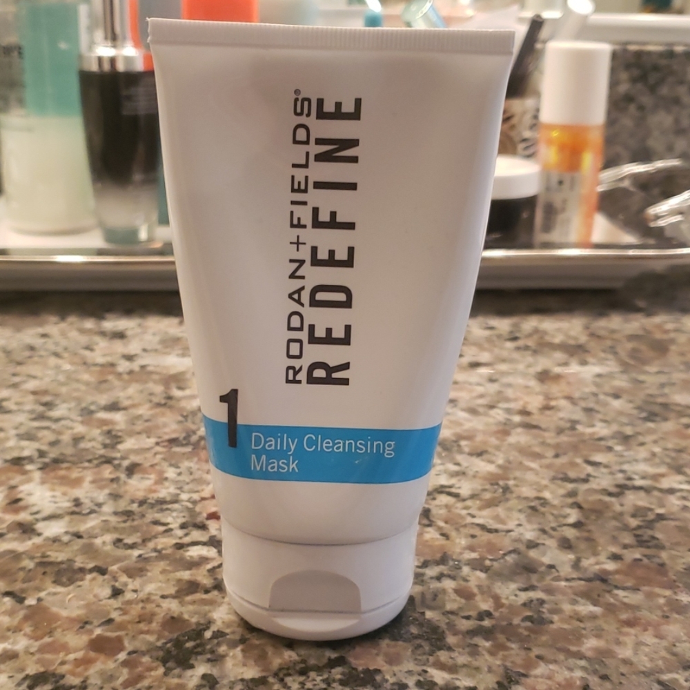 Rodan and Fields Redefine Daily Cleansing Mask